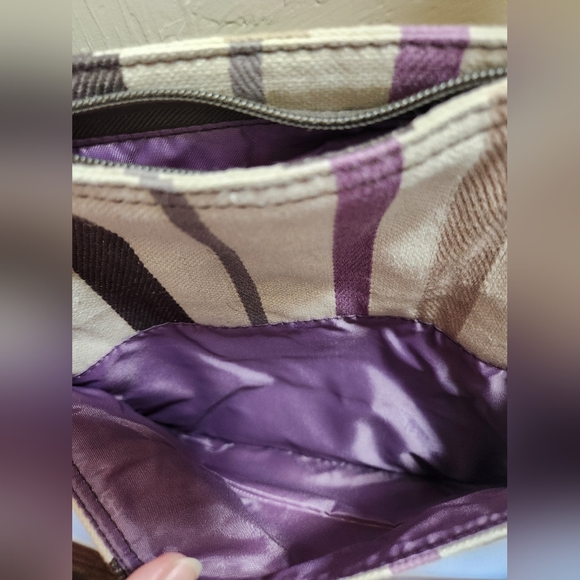 Thirty-One Striped Crossbody Bag - Picture 7 of 9